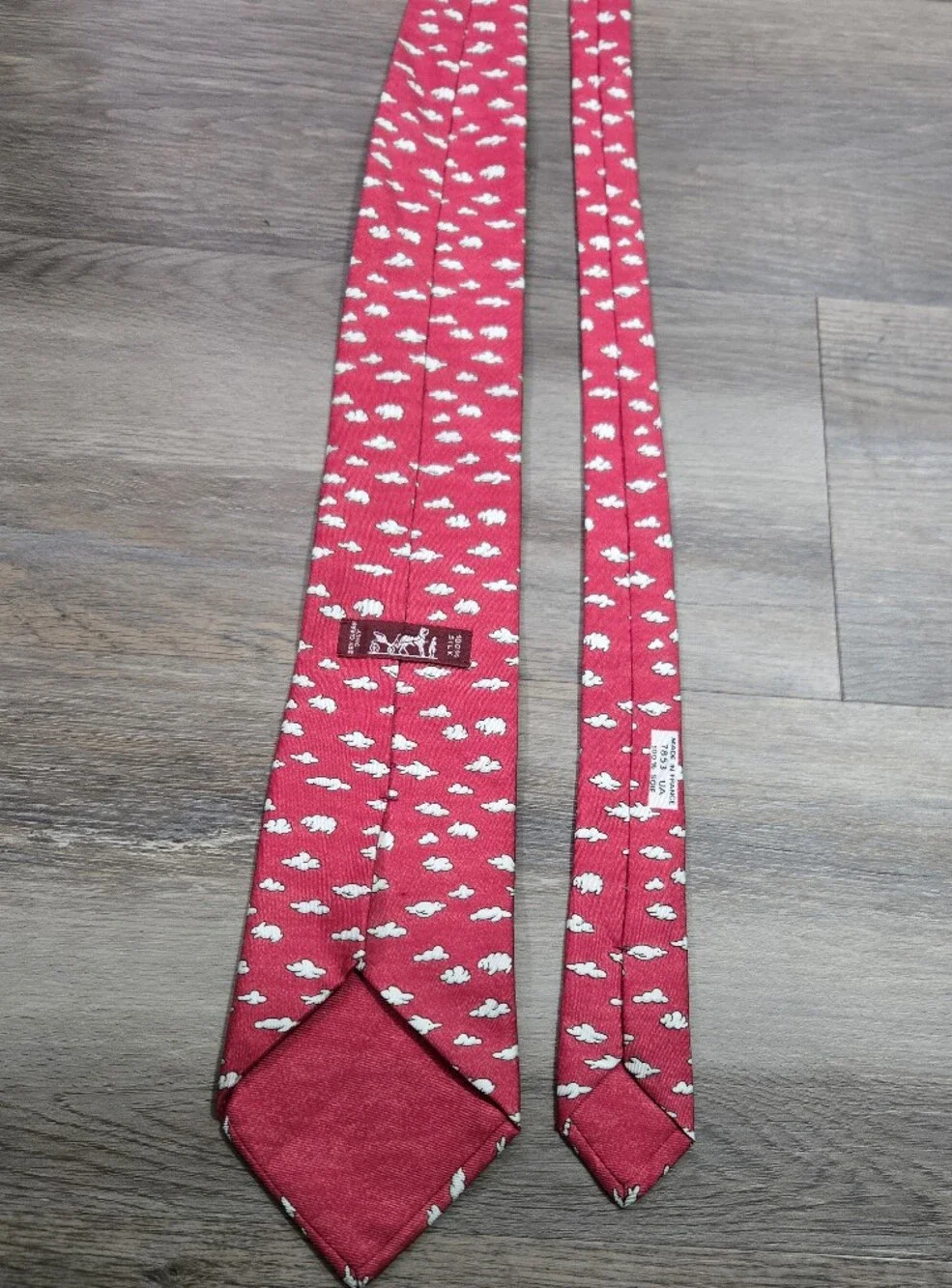 Vintage Hermes Paris Red Silk Necktie Cloud Bunny Rabbit Pattern France 7853 UA